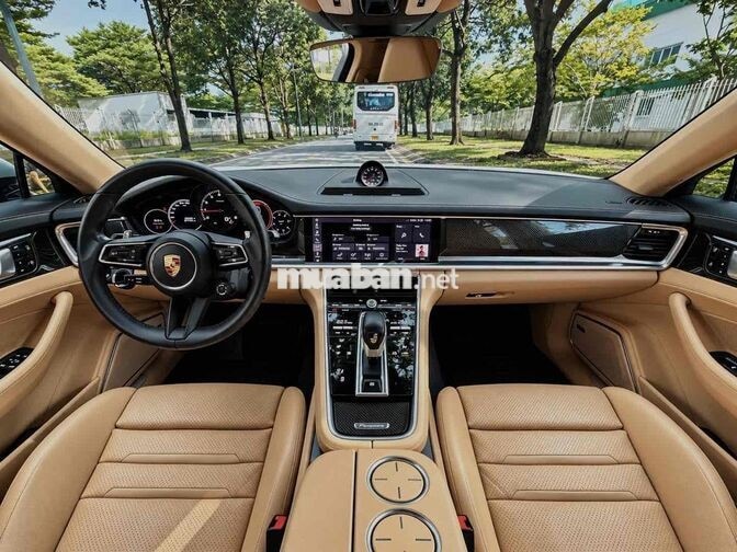 Porsche Panamera FL 2022 Full Option có Pô