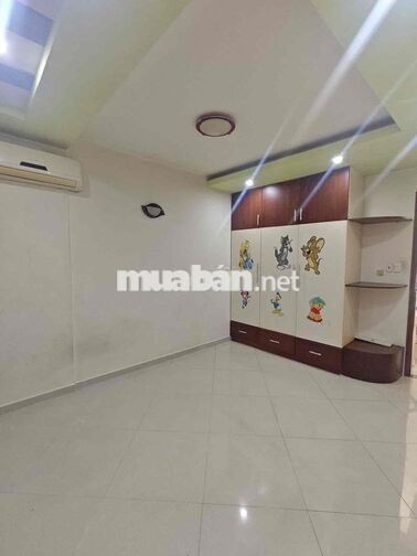 Nhà HXT Minh Phụng 2 Lầu 3PN 3 Máy Lạnh 3Wc 3,5x10m