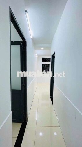 Nhà mới 46m2 1 lầu 2pn Phạm Văn Đồng