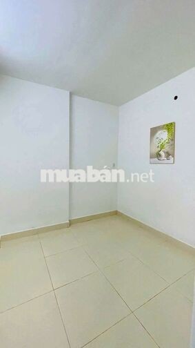 Nhà mới 46m2 1 lầu 2pn Phạm Văn Đồng