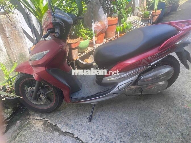 SYM Shark 125 GTDD màu Đỏ