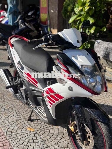 Yamaha Nouvo 5 FI màu Trắng đỏ đen