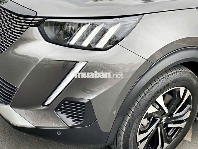 Peugeot 2008 2021 GT Line 5 vạn km Xám