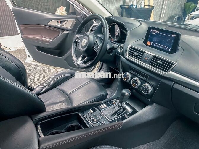 Mazda Mazda 3 2018 Trắng