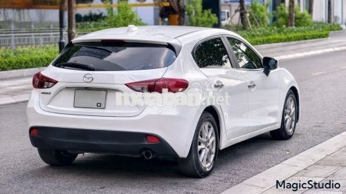 Mazda Mazda 3 1.5 AT 2015 Trắng Tự động 12 vạn km