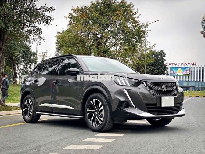 Peugeot 2008 2021 GT Line 5 vạn km Xám