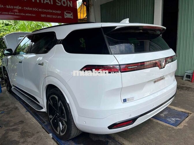 VINFAST VF9 PLUS 2024 3.000 KM TRẮNG