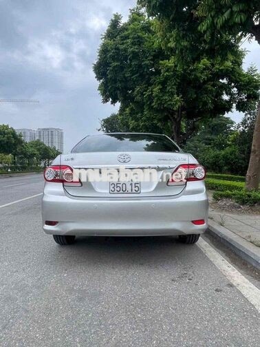 Toyota Corolla Altis 2011 1.8 Bạc