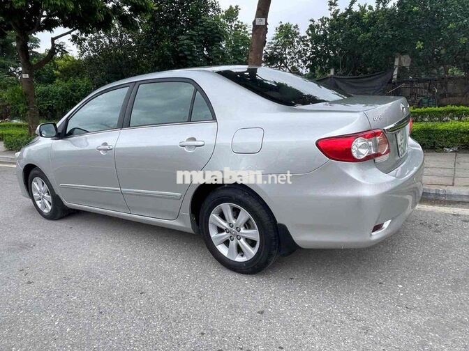 Toyota Corolla Altis 2011 1.8 Bạc