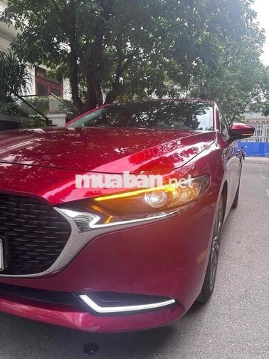 Mazda 3 2022 Luxury 8 vạn km Đỏ