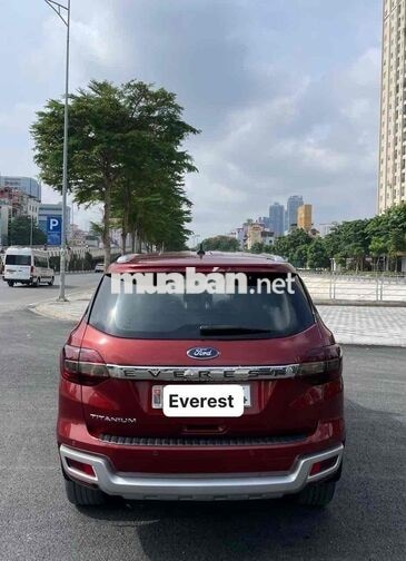Ford Everest 2019 Titanium Đỏ 10v km