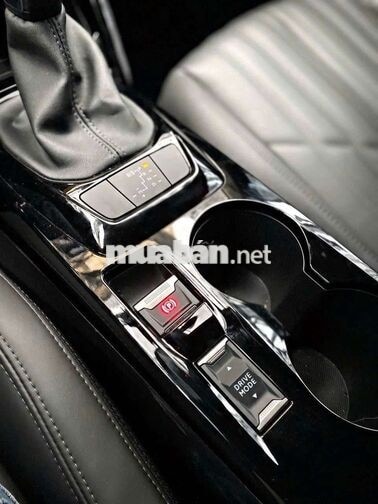Peugeot 2008 2021 GT Line 5 vạn km Xám