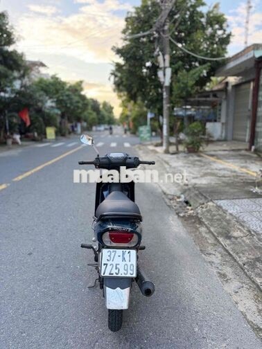 Suzuki Viva Xanh đen