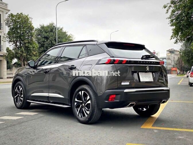 Peugeot 2008 2021 GT Line 5 vạn km Xám