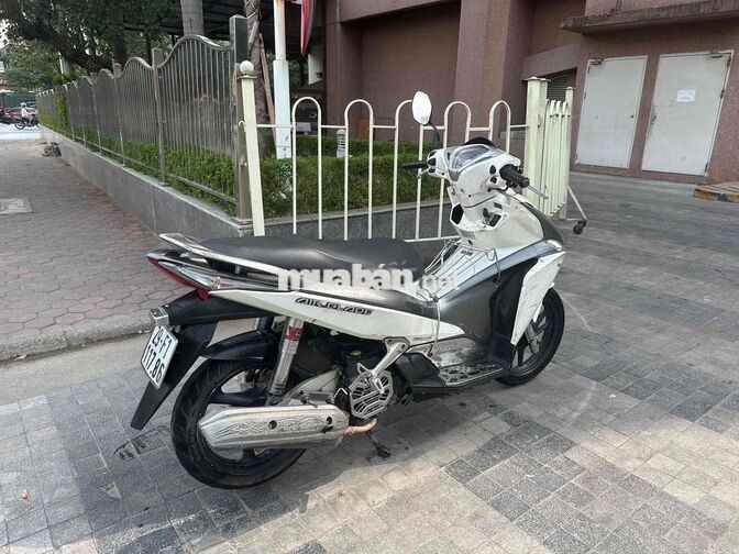 Honda Air Blade 2011 Trắng máy nguyên zin