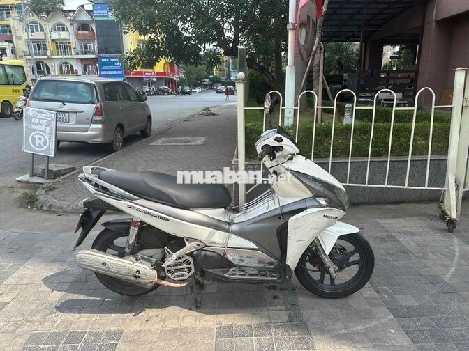 Honda Air Blade 2011 Trắng máy nguyên zin