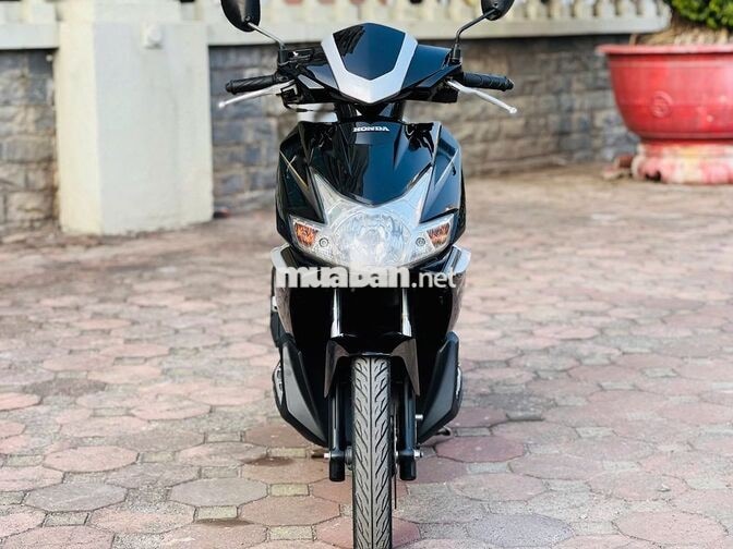 Honda Air Blade Đen Bạc 110cc fi bao mới 