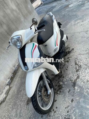 Piaggio Liberty 3V màu Trắng