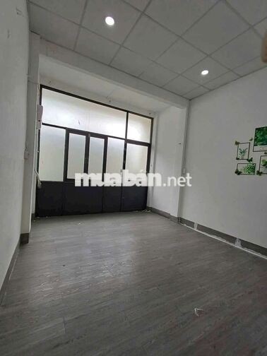 CHO THUÊ NHÀ CÁCH MAT TIEN 1 CĂN, CMT8 Q.3