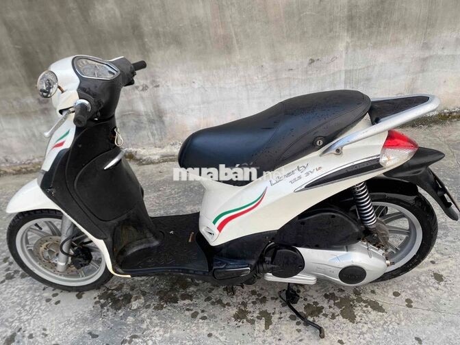 Piaggio Liberty 3V màu Trắng