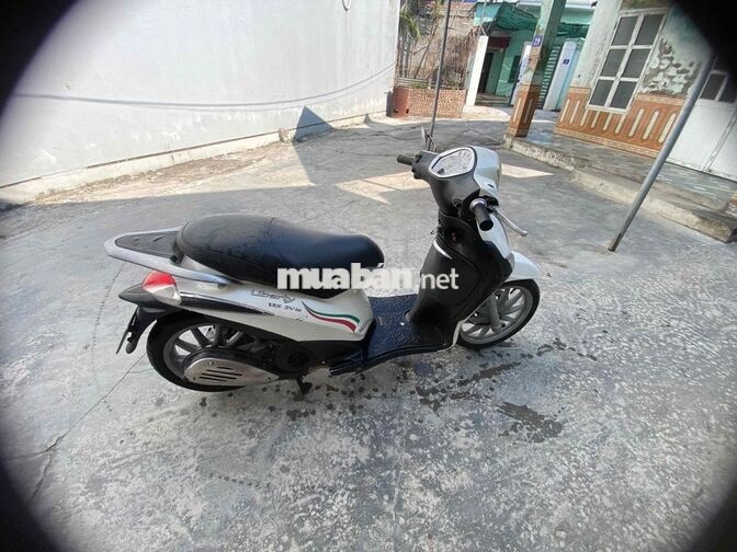 Piaggio Liberty 3V màu Trắng