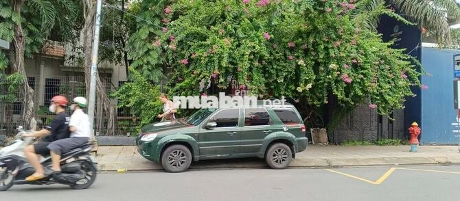 Ford Escape 2.3 XLS 2011 Xanh Tự động