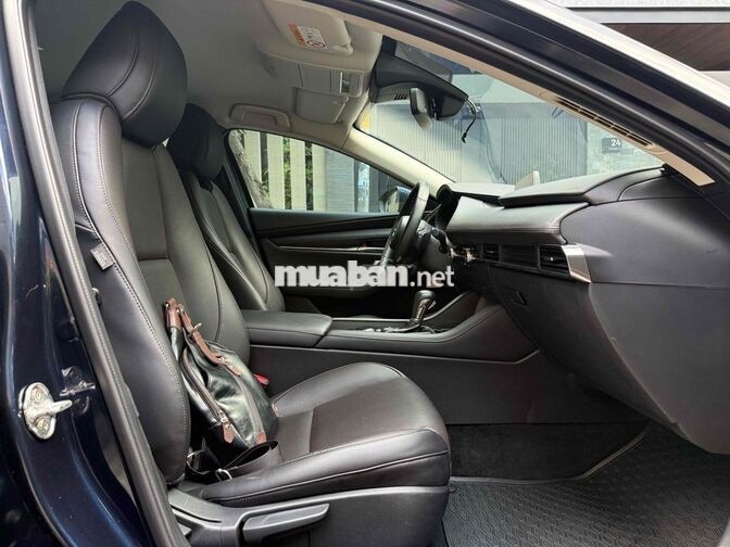 Mazda 3 2024 1.5 Luxury 33.000 km Xanh Cavansite