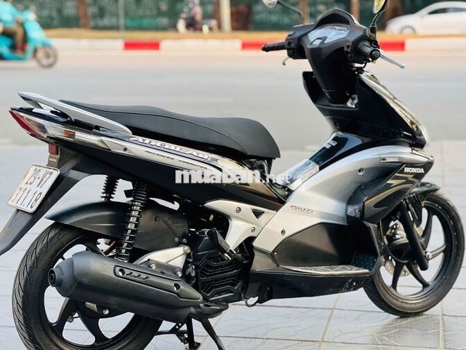 Honda Air Blade Đen Bạc 110cc fi bao mới 