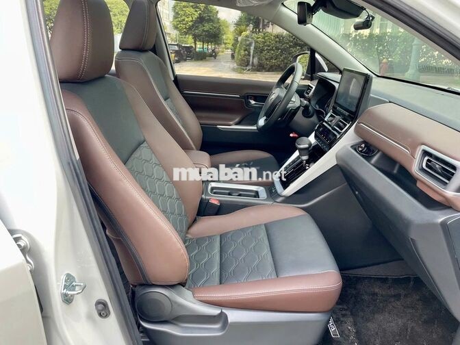 Toyota Innova Cross 2025 Hybrid 3500 km