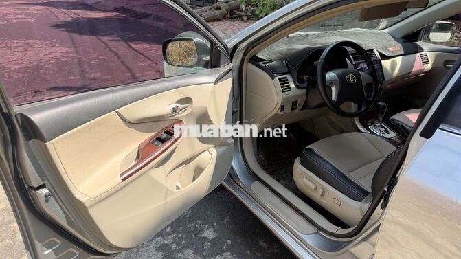 Toyota Altis 2013 1.8 Tự động Bạc