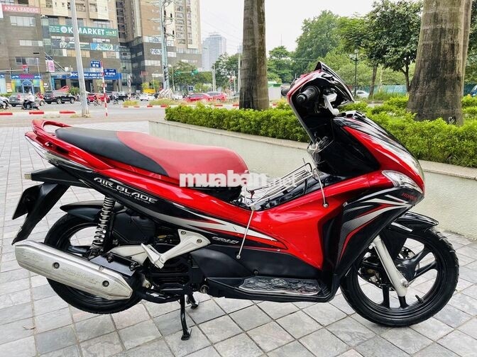 HONDA AIR BLADE ĐỎ ĐEN 110cc bao chất lượng
