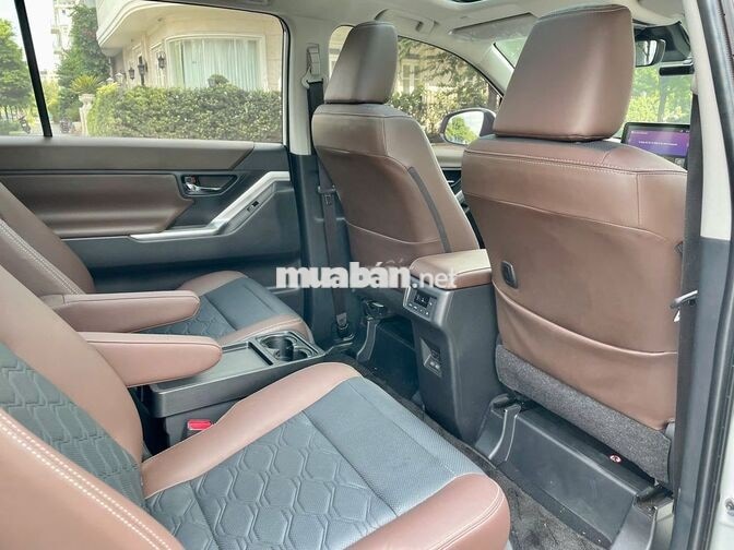 Toyota Innova Cross 2025 Hybrid 3500 km