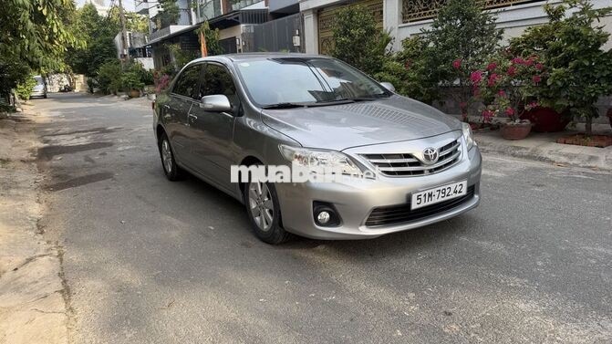 Toyota Altis 2013 1.8 Tự động Bạc