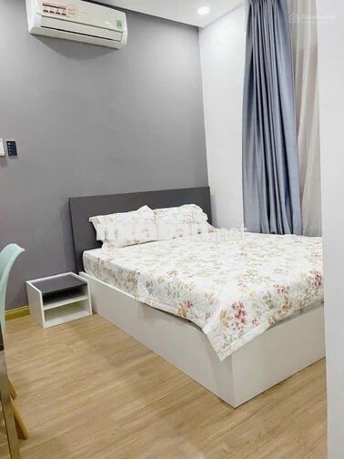 Bán gấp căn hộ Monarchy 82m2 giá sập hầm, tặng nội thất đi cùng