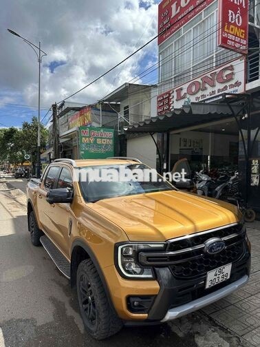 Ford Ranger Wildtrak Vàng