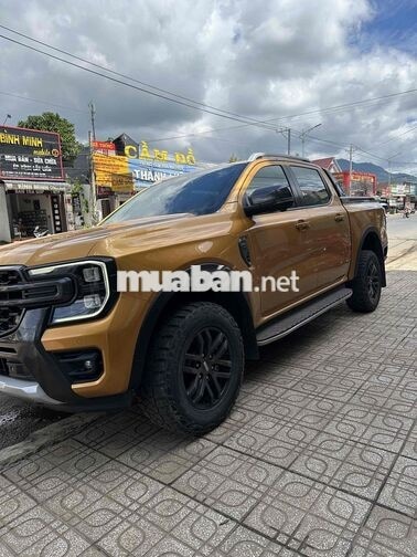 Ford Ranger Wildtrak Vàng