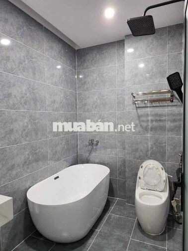 Bán Nhanh Nhà Phố Ngay Trung Tâm - Bình Dương - Có 4 PN