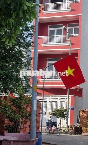 KTX RED HOME ƯU ĐÃI 1TR/THÁNG 