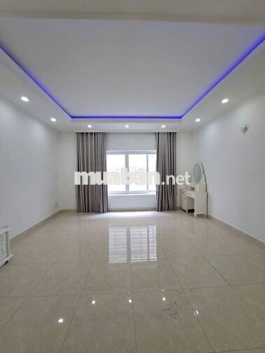 Cho thuê nhà nguyên căn HXH 80/5B Trần Quang Diệu, P.14, Quận 3