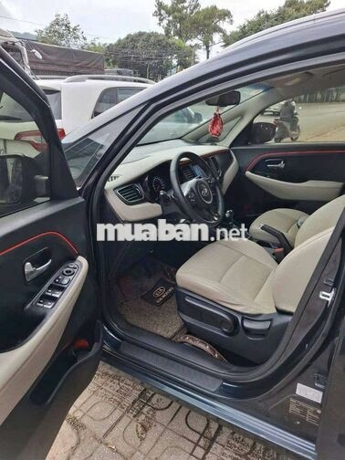 Kia Rondo Xanh 5+2 chỗ Tự động Da