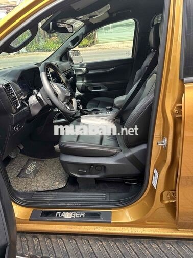 Ford Ranger Wildtrak Vàng