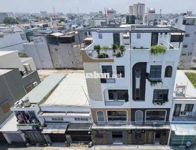 nhà 5.Tầng xây mới nội thất sịn shr hổ trợ Bank ngay Ngã Tư Ga Q.12