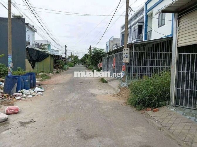 Dãy trọ 2 tầng Mới xây KDC Tân Đức (GÐ1). Đang cho thuê 13,5 triệu/th