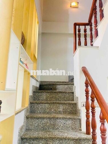 NHÀ PHỐ TX25 FULL NỘI THẤT TRỆT 3 LẦU 4PN 4WC PHÒNG THỜ