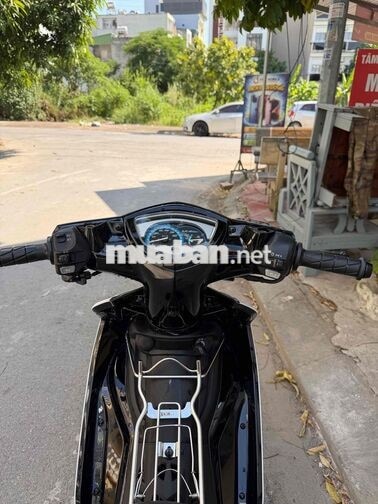 Yamaha Exciter 135 2010 Trắng đen