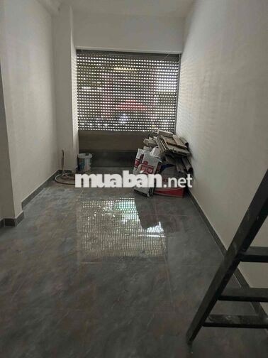 Cho thuê MBKD Ngã Tư Nguyễn Trọng Tuyển Trần Huy Liệu