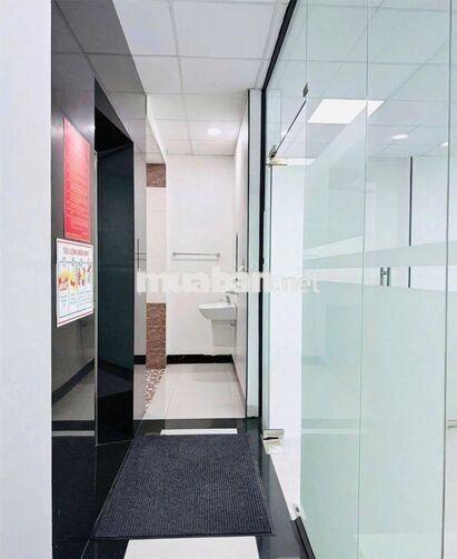 CHO THUÊ TÒA NHÀ ỐP KÍNH - 8A HOA SỨ, P.2, Q.Phú Nhuận - TM-HẦM-SUỐT