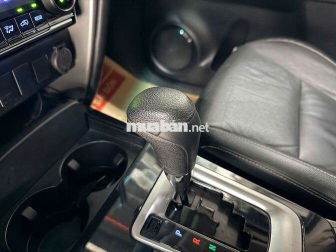 Toyota Fortuner 2024 Dầu Số tự động 72.678 km