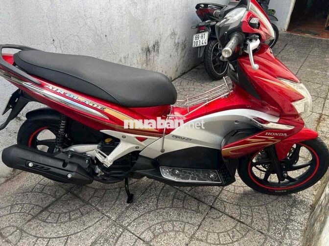 Air Blade FI 2011 nẹp xi zin cực đẹp