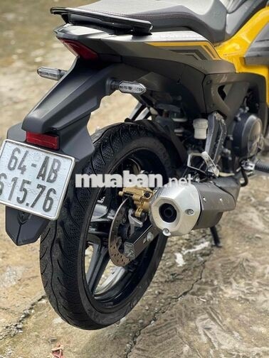 Exciter 155 2023 odo  18k Vàng đen biển 64 9c
